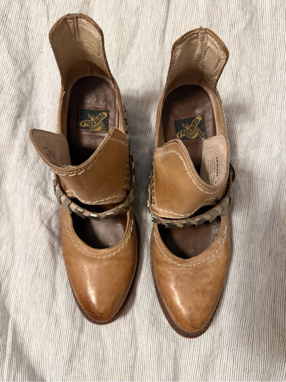 Freebird BLADE slip on taupe leather bootie - Picture 5 of 9